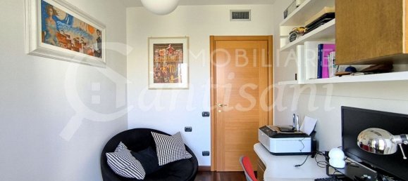 3 rooms Apartment in Florence, Italy No. 209012 14