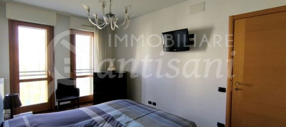 3 rooms Apartment in Florence, Italy No. 209012 13