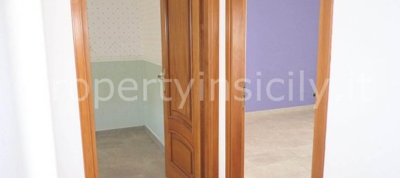 6 rooms Apartment in Syracuse, Italy No. 245472 18