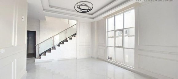 5 bedrooms Villa in Al Yasmeen, UAE No. 25628 3