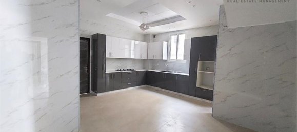 5 bedrooms Villa in Al Yasmeen, UAE No. 25628 2