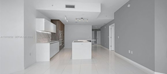 1 chambre propriété commerciale à vendre à Miami, Miami-Dade, Florida, USA № 614802 10