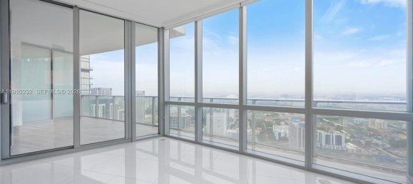 1 chambre propriété commerciale à vendre à Miami, Miami-Dade, Florida, USA № 614802 8