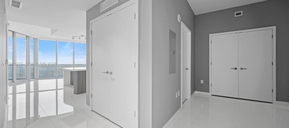 1 chambre propriété commerciale à vendre à Miami, Miami-Dade, Florida, USA № 614802 12