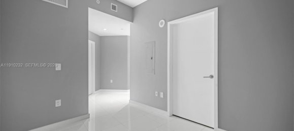 1 chambre propriété commerciale à vendre à Miami, Miami-Dade, Florida, USA № 614802 15