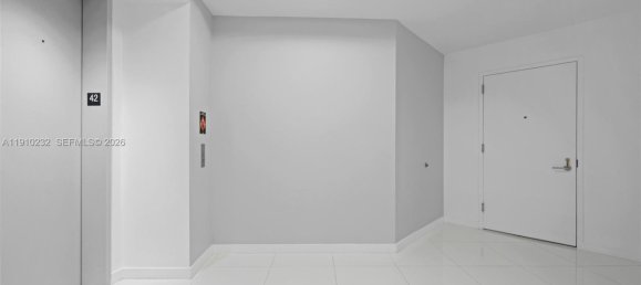 1 chambre propriété commerciale à vendre à Miami, Miami-Dade, Florida, USA № 614802 26