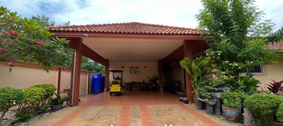 3 bedrooms Cafe / restaurant in Bang Lamung, Thailand No. 15687 2