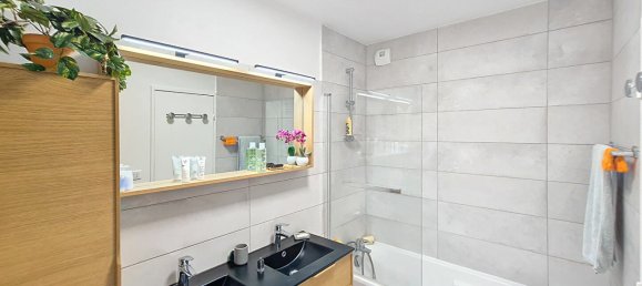 Apartamento de 2 dormitorios en L'Hay-les-Roses, France No. 178010 3