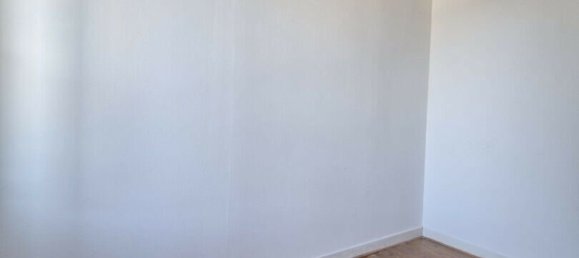 3 bedrooms House in Mayenne, France No. 357638 12