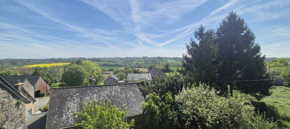 3 bedrooms House in Mayenne, France No. 357638 2