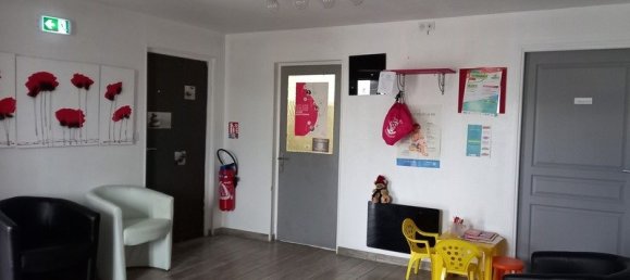 Casa T4 em Marseilles-les-Aubigny, France N.º 158354 12