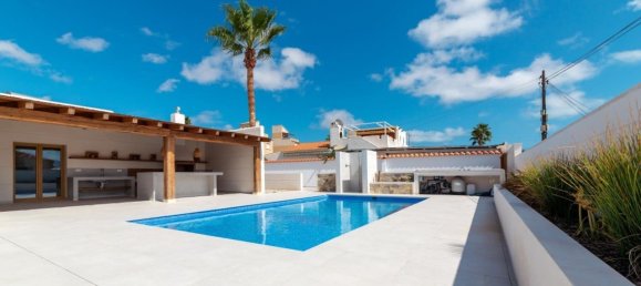 4 bedrooms Villa in Torrevieja, Spain No. 183674 16
