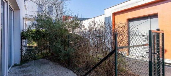 Studio in Villemomble, France No. 363707 11