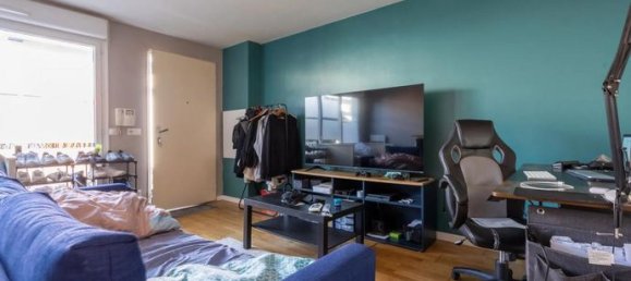 Studio in Villemomble, France No. 363707 2