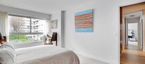 4 bedrooms Apartment in Paris, France No. 299092 4