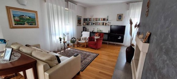 3-Zimmer Haus in Fano, Italy, Nr. 186374 8