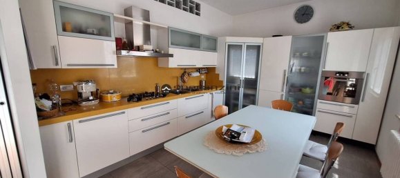 3-Zimmer Haus in Fano, Italy, Nr. 186374 10