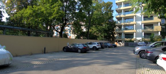 12m² Parking in Wieden, Austria No. 15810 3