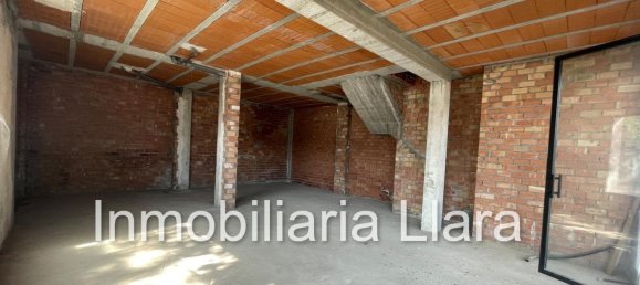 Коммерческая недвижимость 85м² в Кордова, Испания № 160990 2