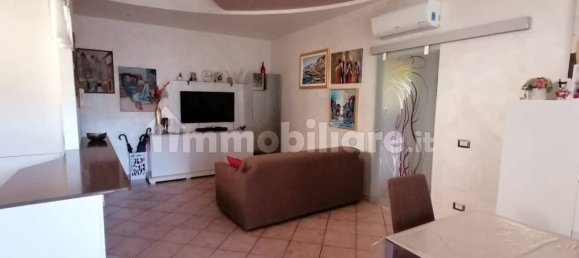 2 Schlafzimmer Wohnung in Genzano di Roma, Italy, Nr. 320162 9