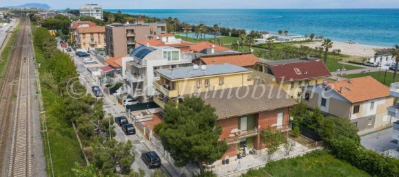 12 rooms Villa in Porto Sant'Elpidio, Italy No. 19351 30