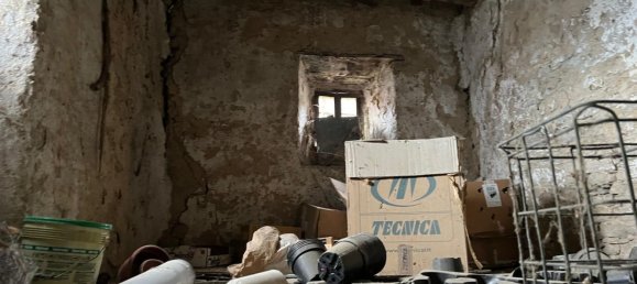 7 rooms House in Fanano, Italy No. 227055 2