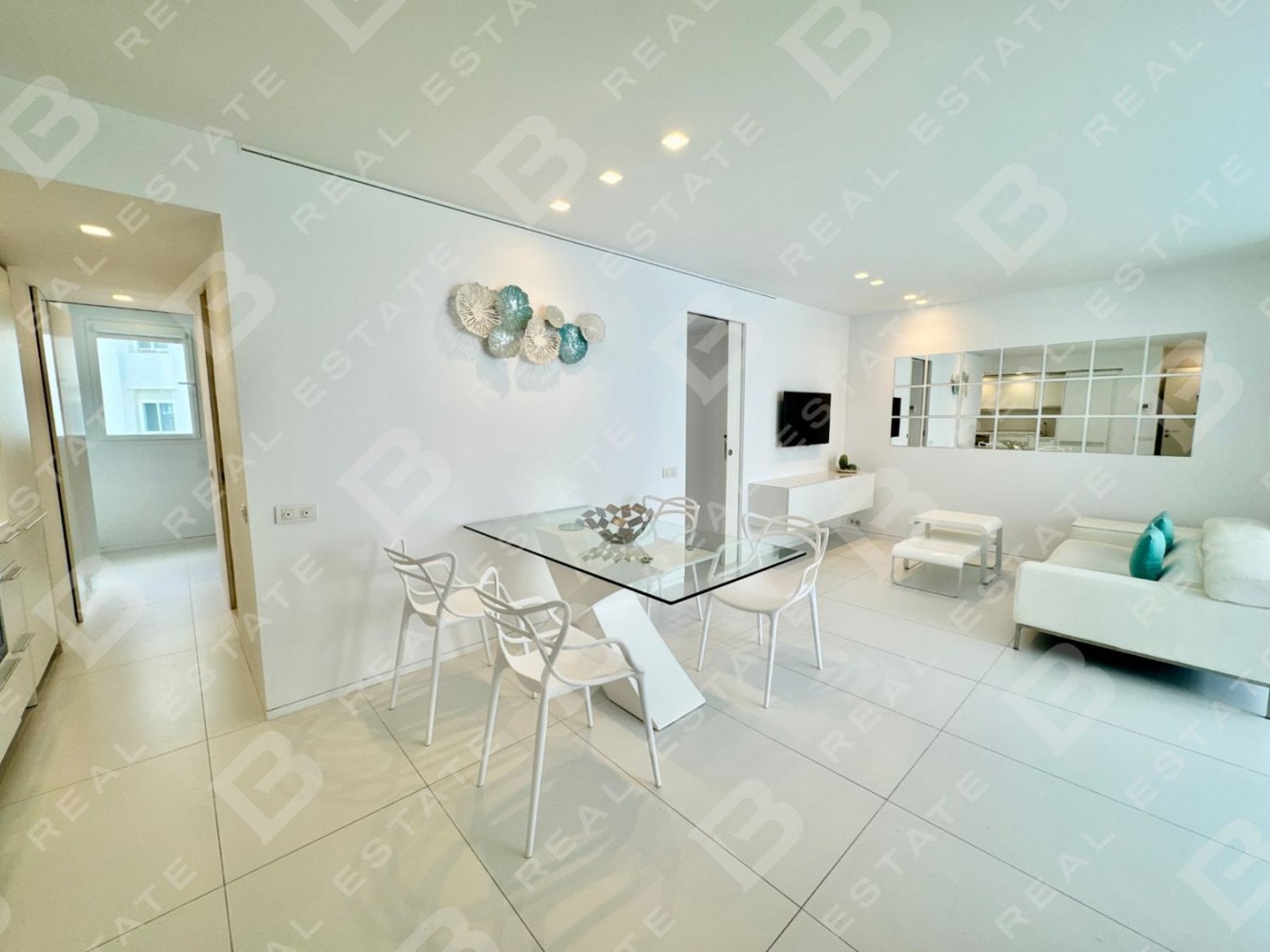 2 bedrooms Apartment in Cap Martinet, Spain No. 59917