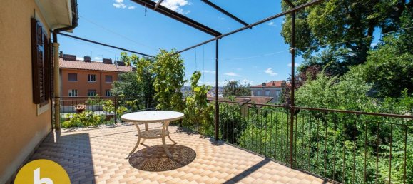 5 bedrooms House in Trieste, Italy No. 323541 18