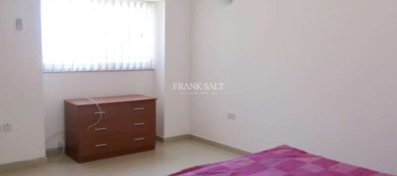 Бунгало с 3 спальнями в Сан-Пауль-иль-Бахар, Мальта № 10721 10