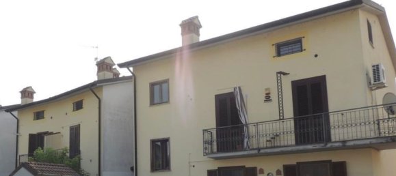 3غرفة شقة في Chignolo Po, Italy رقم 72401 3