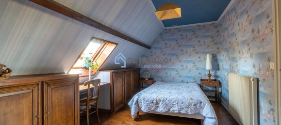 8 bedrooms House in Loches, France No. 81021 8