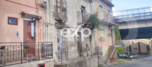 Casa de 2 dormitorios en Villafranca Tirrena, Italy No. 373579 4