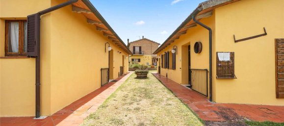 8 bedrooms House in Montepulciano, Italy No. 347224 20