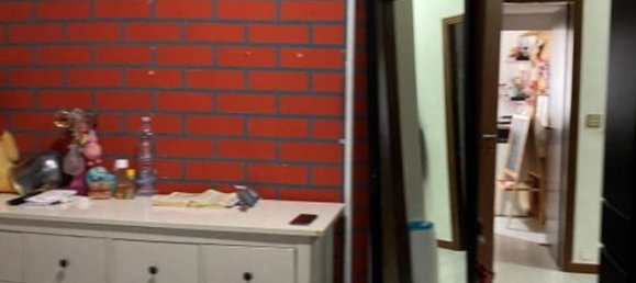 3-salle Appartement à Pioltello, Italy No. 227340 11