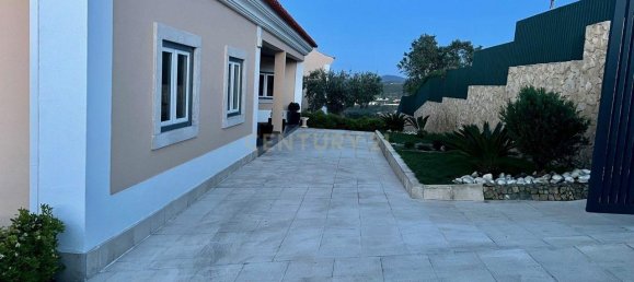 5 bedrooms Villa in Sintra, Portugal No. 47516 20