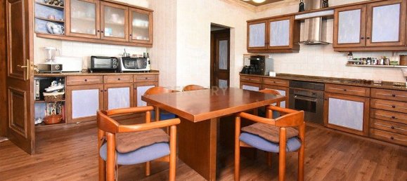 5 bedrooms Villa in Sintra, Portugal No. 47516 25