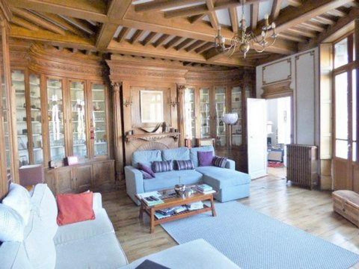 6 Schlafzimmer Eigentumswohnung in Moulins, France, Nr. 13838