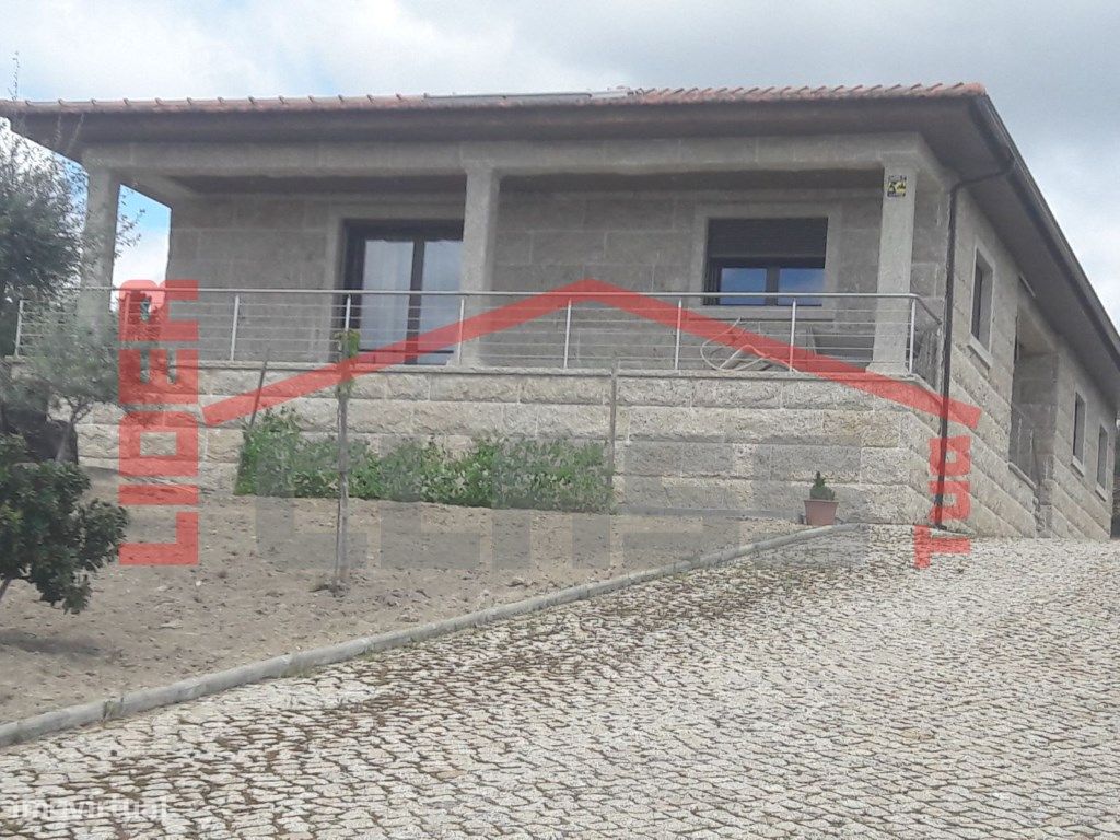 Casa de 3 dormitorios en Mirandela, Portugal No. 221447