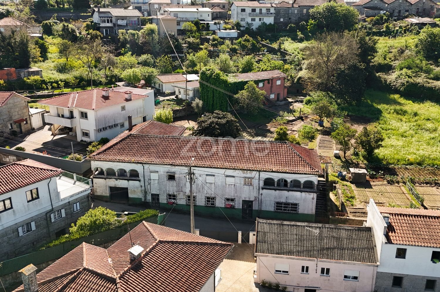 Дом с 6 спальнями в Гимарайнш, Португалия № 34344