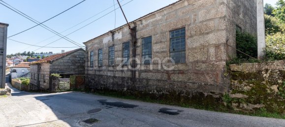 Дом с 6 спальнями в Гимарайнш, Португалия № 34344 24