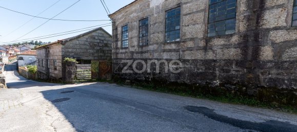 Дом с 6 спальнями в Гимарайнш, Португалия № 34344 23