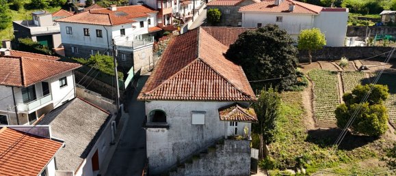 Дом с 6 спальнями в Гимарайнш, Португалия № 34344 3