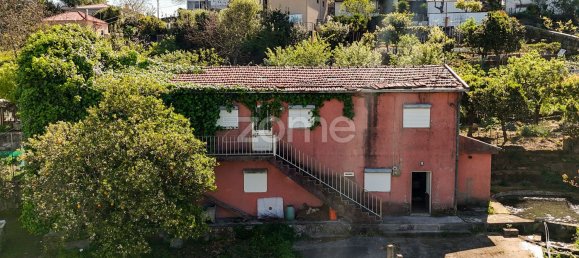 Дом с 6 спальнями в Гимарайнш, Португалия № 34344 7