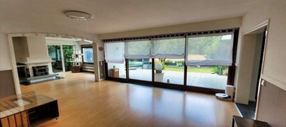 7 rooms Bungalow in Recklinghausen, Germany No. 235115 2