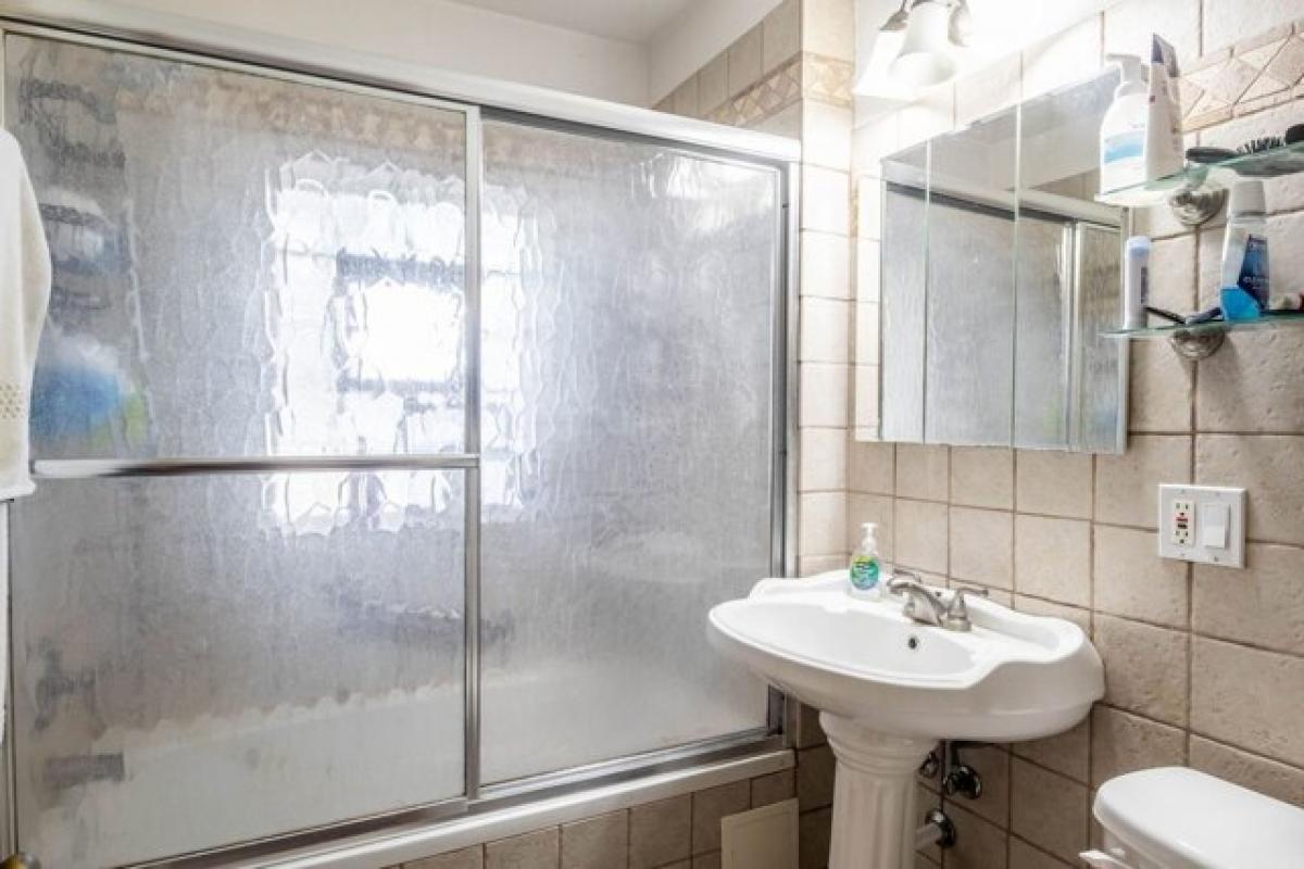 8 bedrooms House in Chicago, USA No. 378057