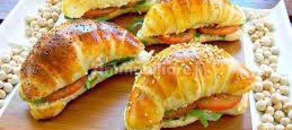 1 room Commercial property in Bologna, Italy No. 357661 17