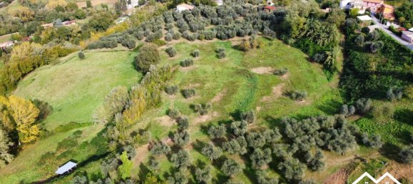 Terreno en Selci, Italy 25000 m² No. 130148 17