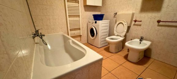 4 rooms Apartment in Crevacuore, Italy No. 35414 4