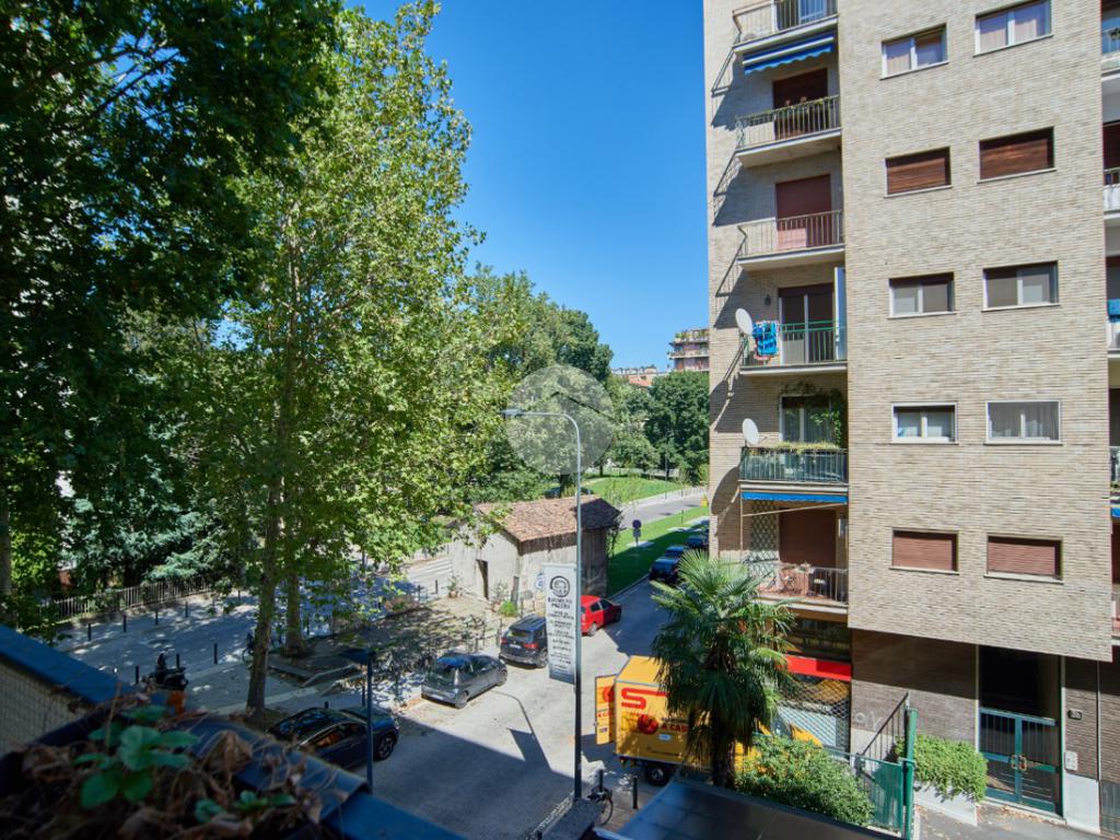 2 bedrooms Apartment in Milan, Italy No. 324775