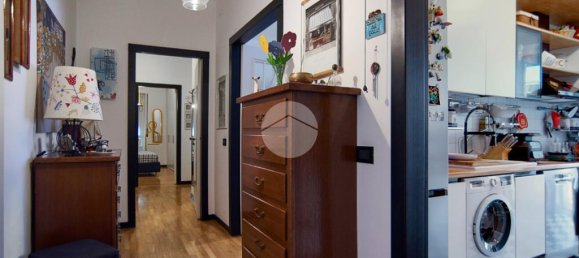 2 bedrooms Apartment in Milan, Italy No. 324775 2